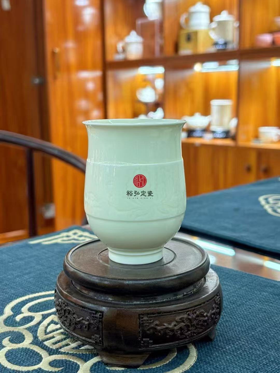 定瓷《束腰杯》主人杯茶杯定窑白瓷-定瓷-裕荣国礼